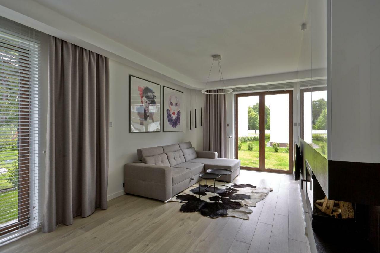 Apartament Baltica Z Ogrodkiem - W Ustronnym Miejscu Tuz Przy Plazy Rogowo  Εξωτερικό φωτογραφία